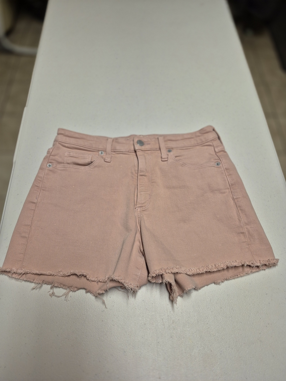 Universal Thread Dusty Pink Frayed Hem Denim Shorts